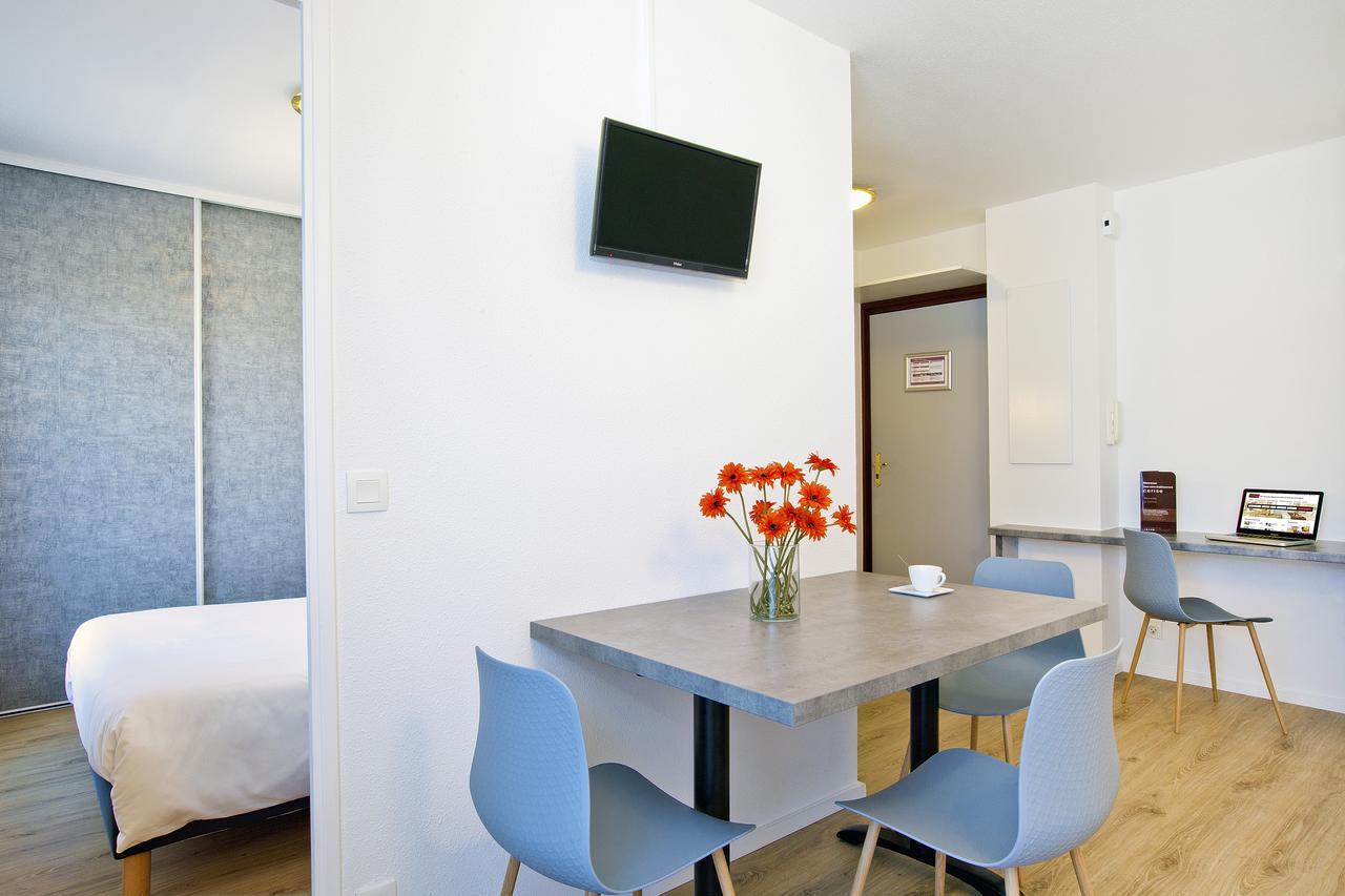 Cerise Lannion Aparthotel Екстериор снимка
